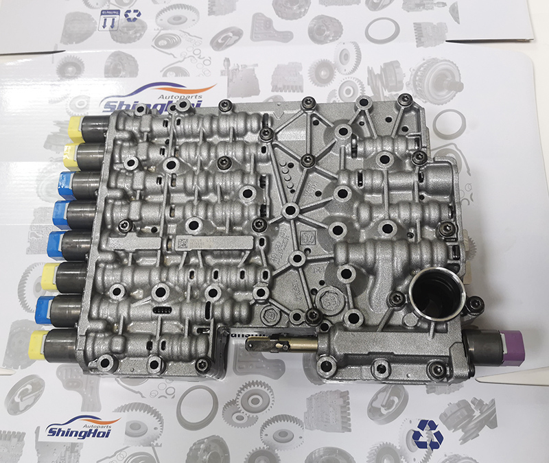 バブ 8HP75 Transmission Valve Body For BMW X5 F15 Hybrid - Replaces